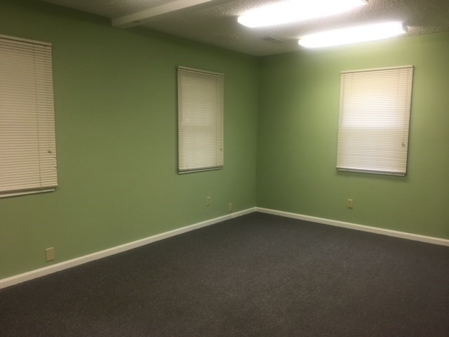 1105 Broad St Property Photo 2