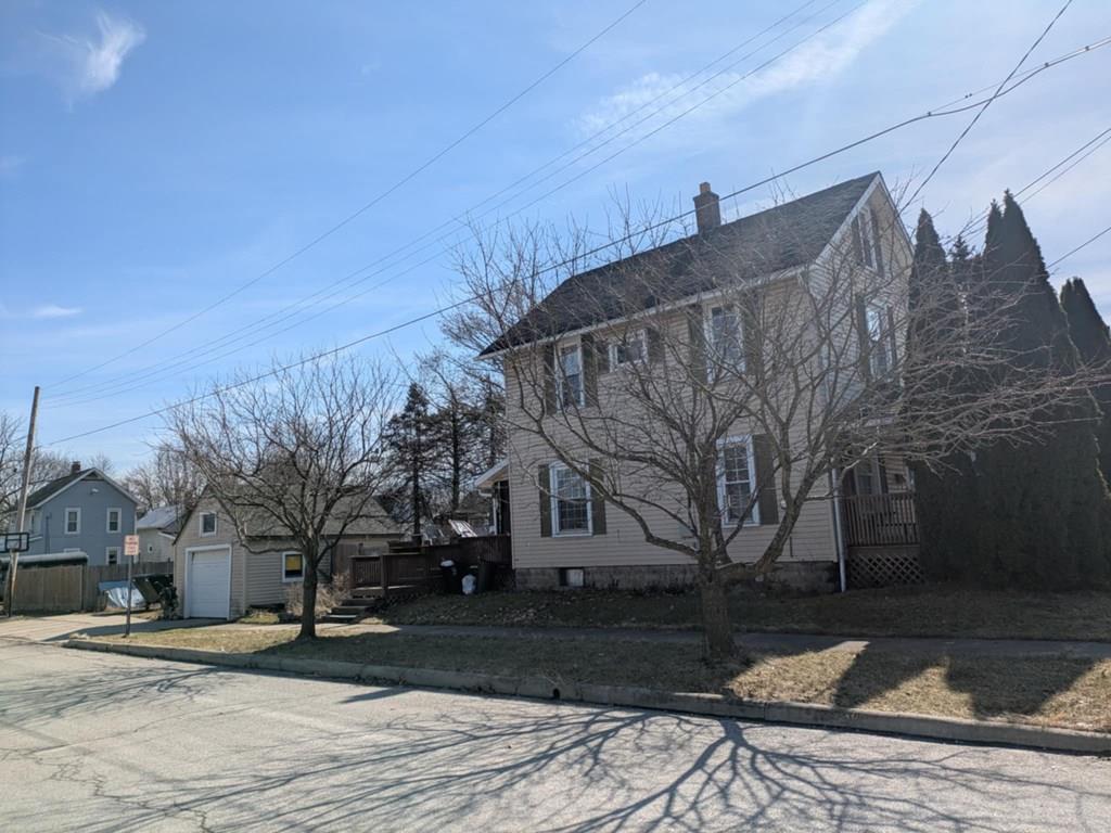 1121 Elm Street Property Photo