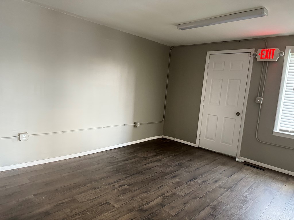 410 W Emmit Ave. Property Photo 3