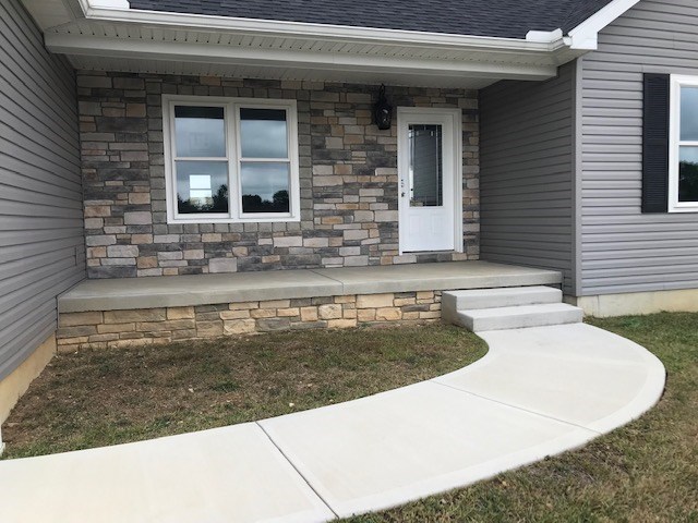 56 Stone Trace Property Photo 2