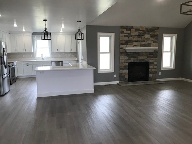 56 Stone Trace Property Photo 4