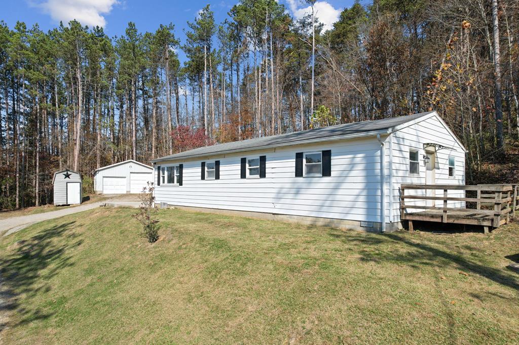 15050 Old Mcarthur Road Property Photo 1