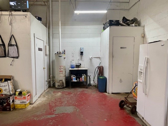 670 Washington Ave. Property Photo 5