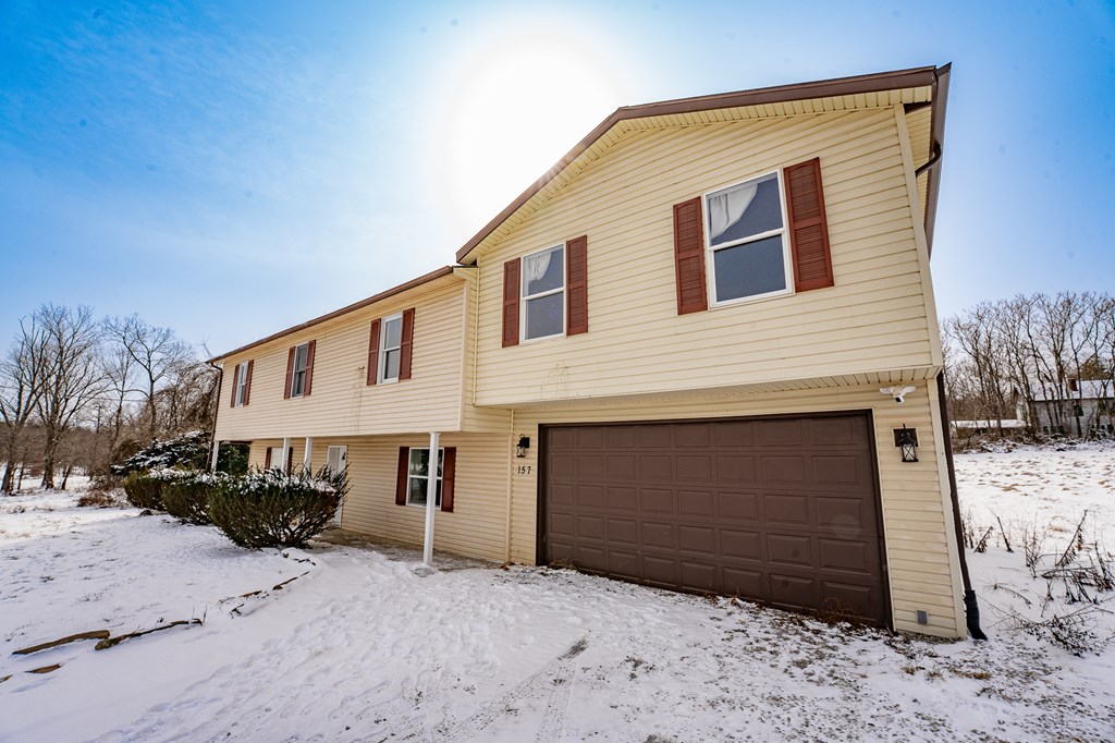 157 Easterday Road Property Photo 3