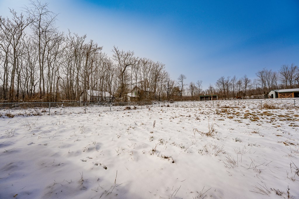 157 Easterday Road Property Photo 40