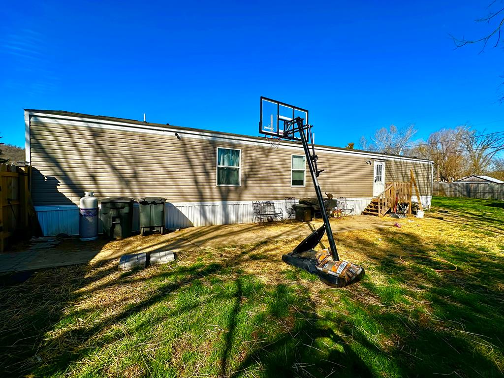 122 Shawnee Street Property Photo 1