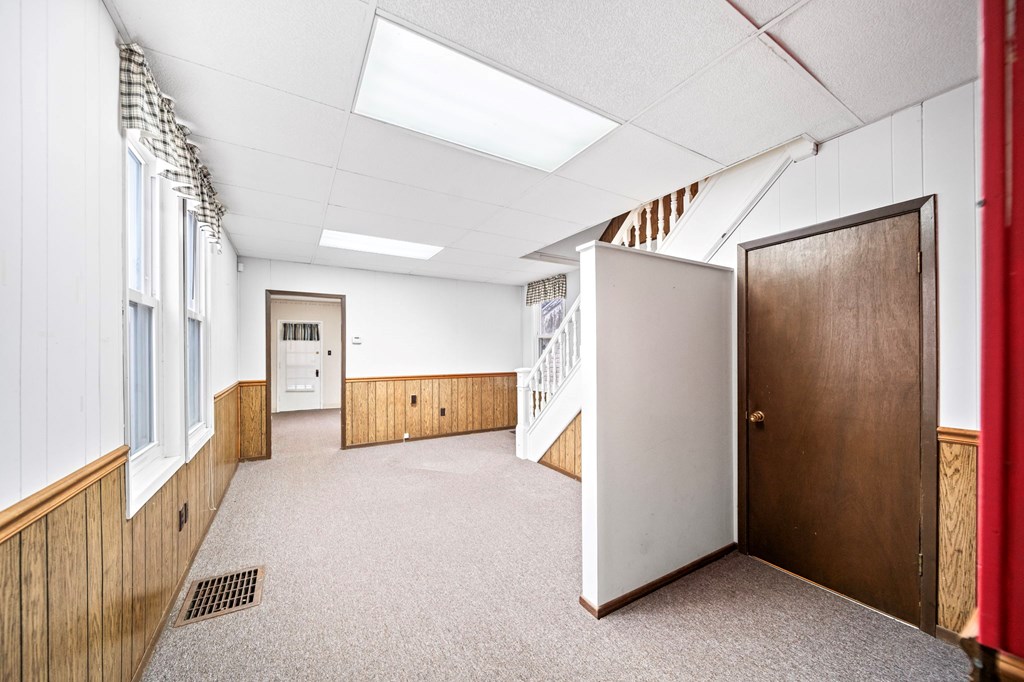 166 W Main Street Property Photo 10