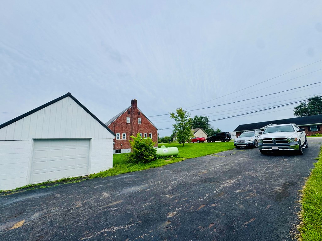 288 Graces Run Road Property Photo 3