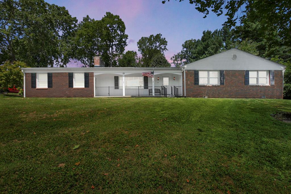 29 Applewood Drive Property Photo 1
