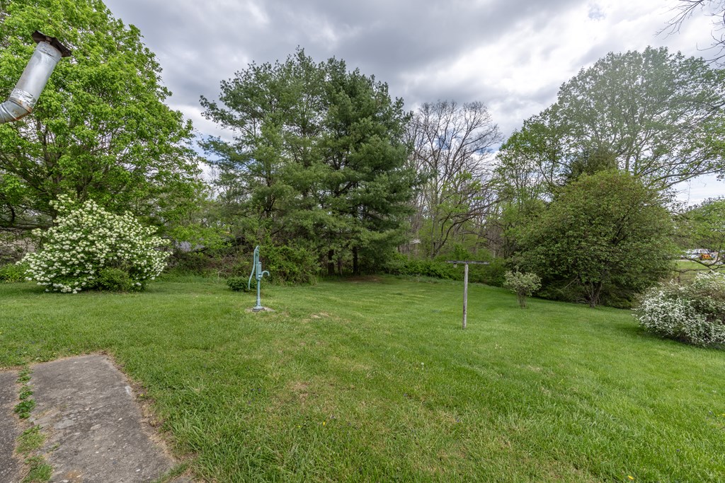 316 E Burlington Road Property Photo 18