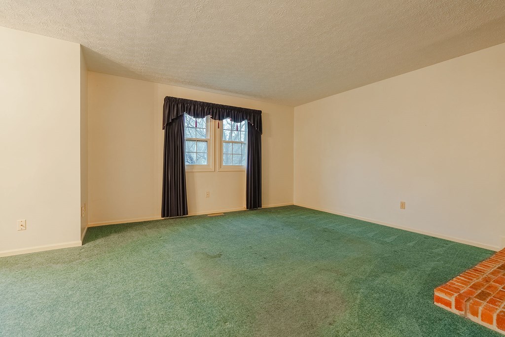 258 Independence Drive Property Photo 15