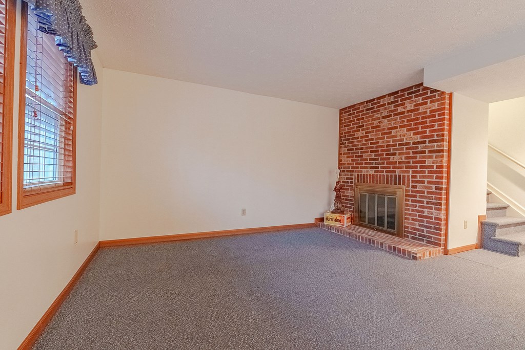 258 Independence Drive Property Photo 31