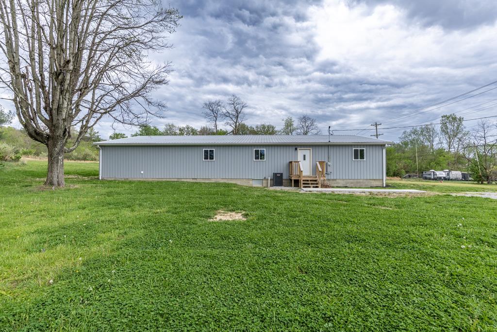 2231 Honeysuckle Lane Property Photo 1