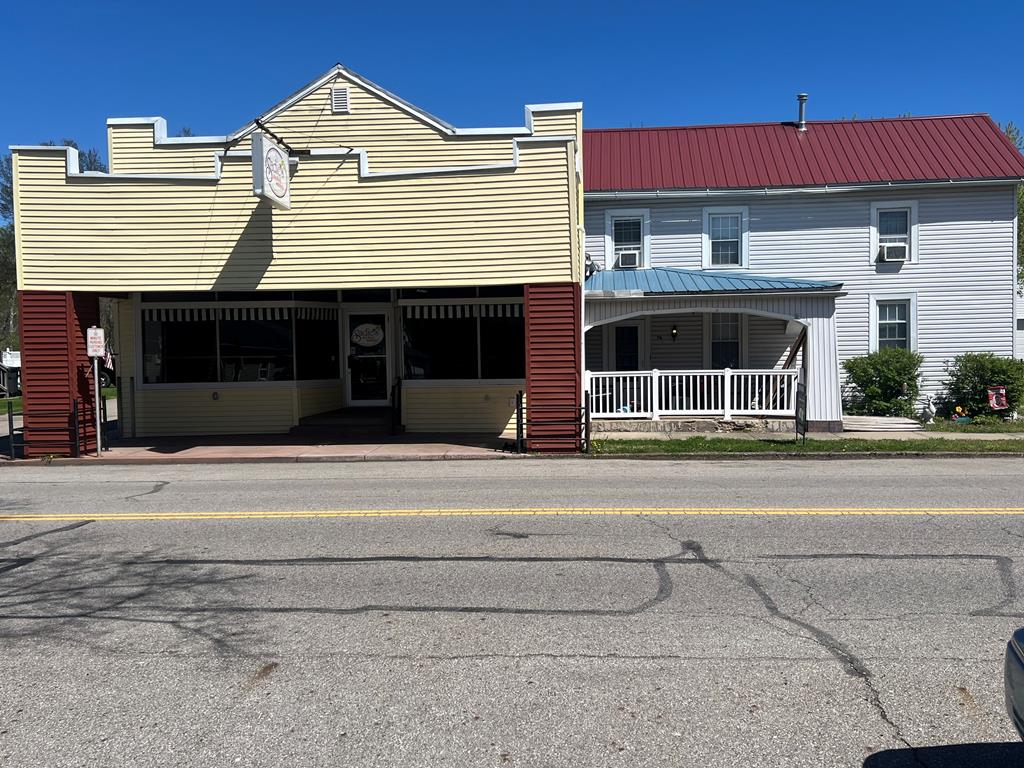 100 S Main Street Property Photo 2