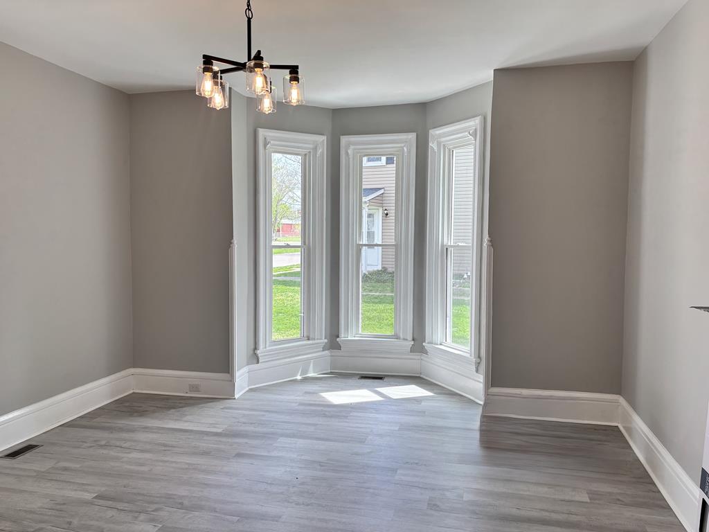 31 Pickaway Property Photo 11