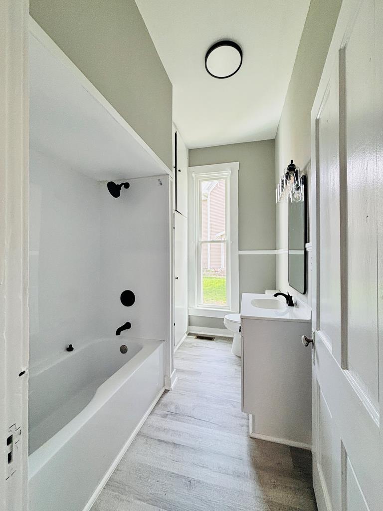 31 Pickaway Property Photo 21
