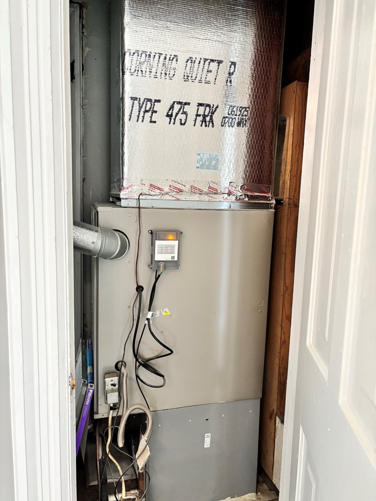 31 Pickaway Property Photo 43