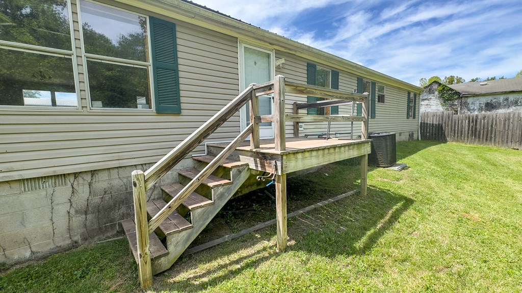 1256 S Rhode Island Ave. Property Photo 6