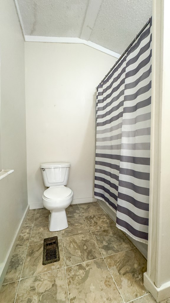 1256 S Rhode Island Ave. Property Photo 20