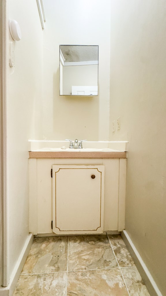1256 S Rhode Island Ave. Property Photo 21