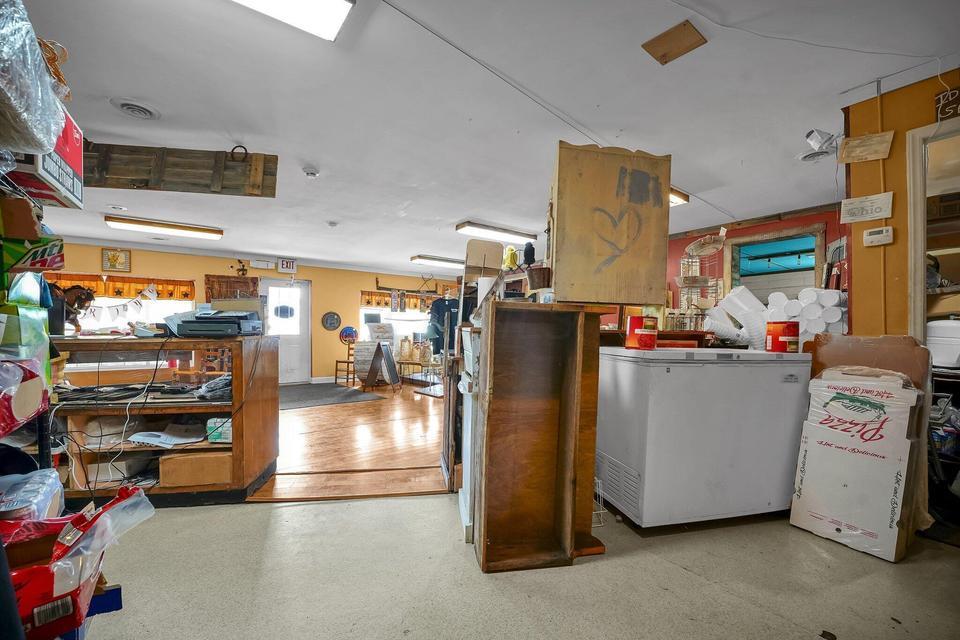 11850 Walnut Street Property Photo 12