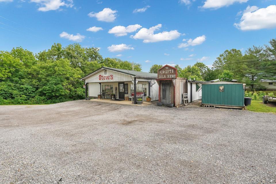 11850 Walnut Street Property Photo 18