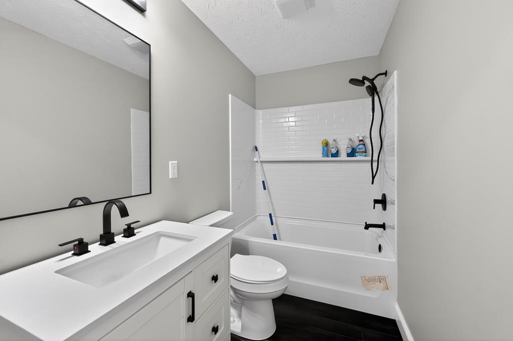 6180 Shaw Road Property Photo 13