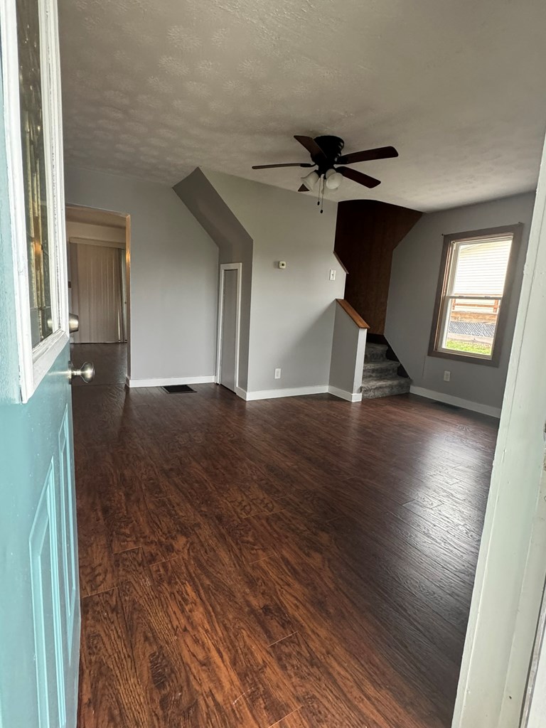 2 Vine Street Property Photo 8