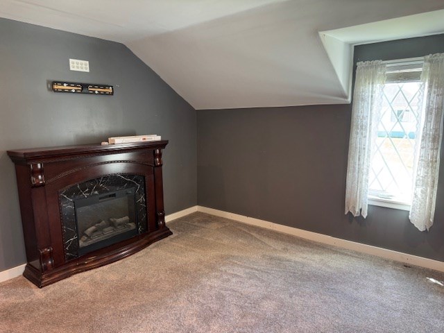 110 S Pearl Property Photo 3