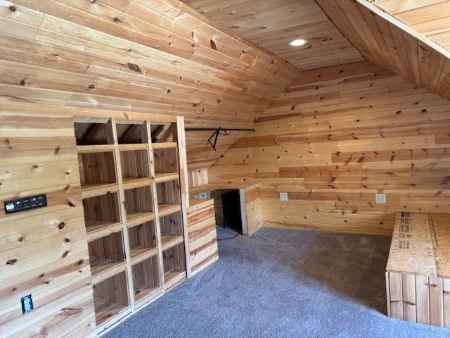 110 S Pearl Property Photo 12