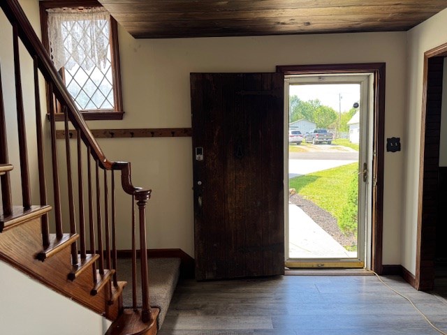 110 S Pearl Property Photo 16