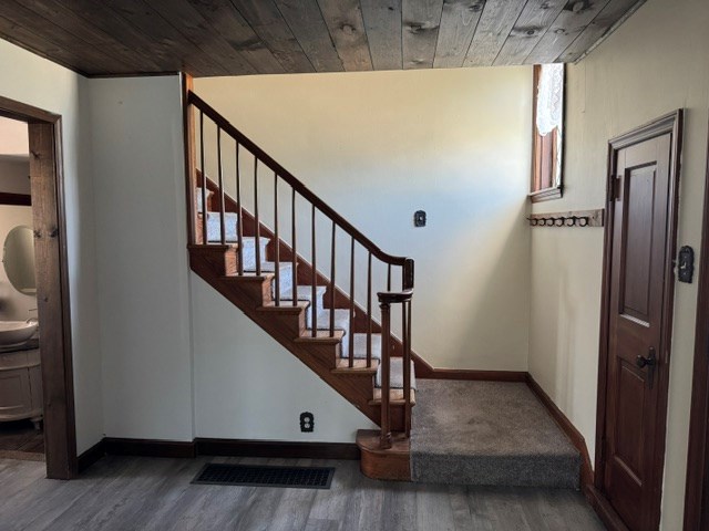 110 S Pearl Property Photo 55