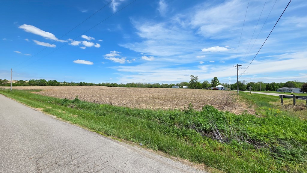 811 Biers Run Road Property Photo 7