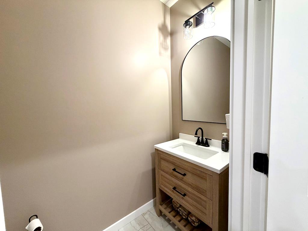 549 S Union Lane Property Photo 11