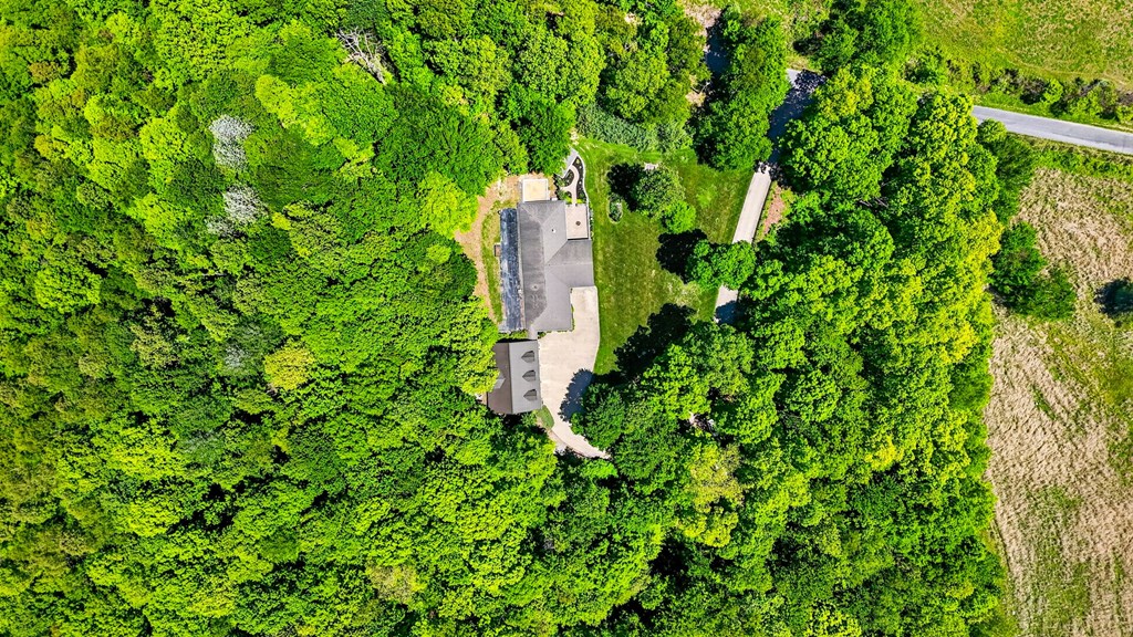 2198 Adelphia State Rd. Property Photo 5