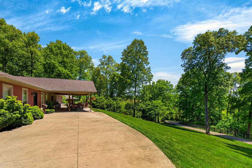 2198 Adelphia State Rd. Property Photo 8