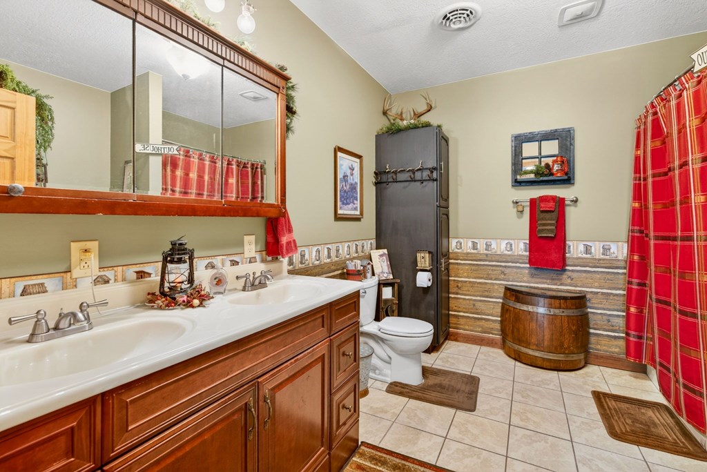 2198 Adelphia State Rd. Property Photo 36
