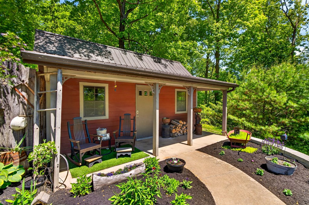2198 Adelphia State Rd. Property Photo 51
