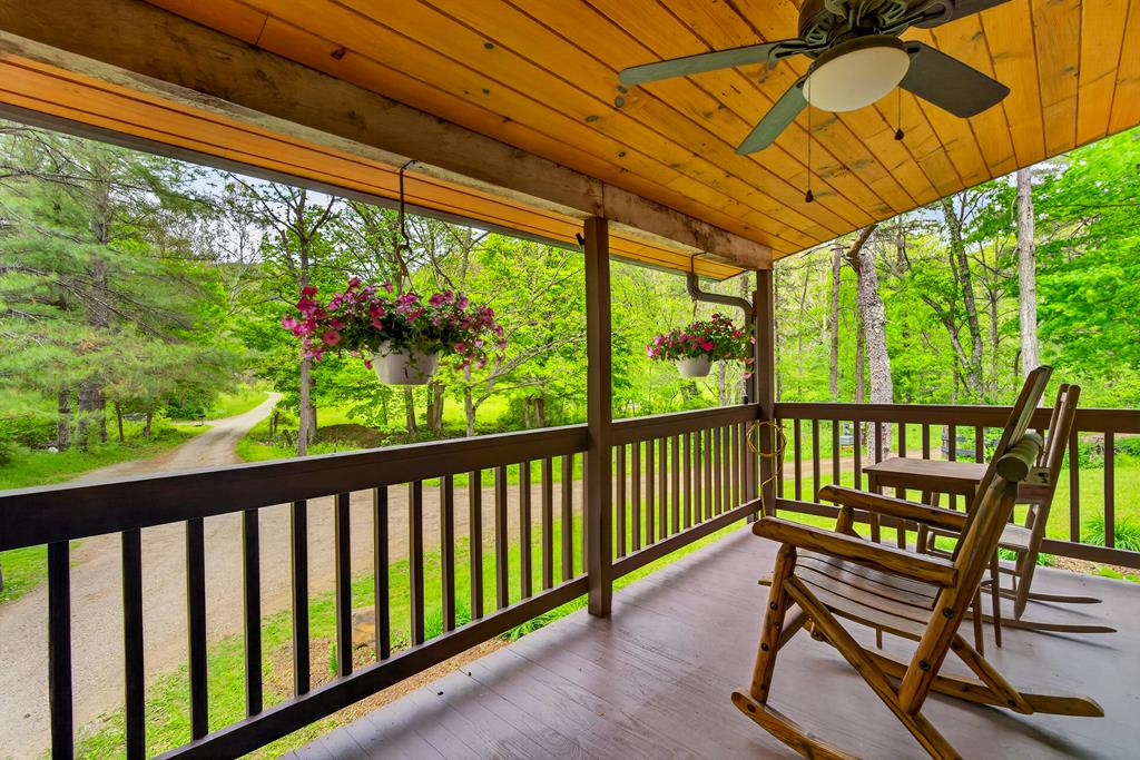 768 Woodruff Road Property Photo 3