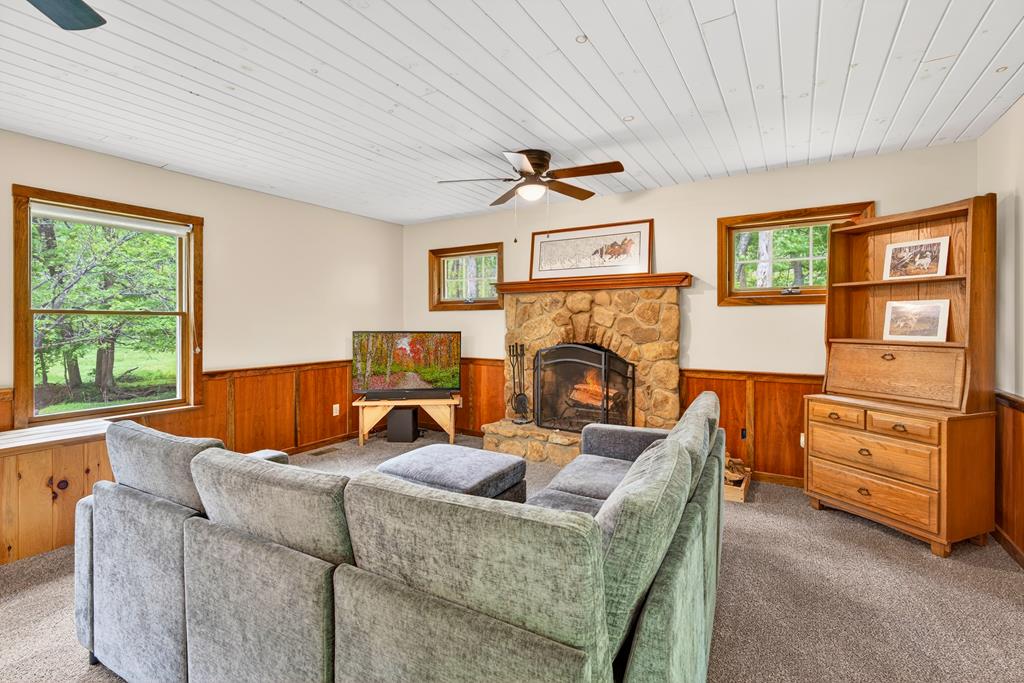 768 Woodruff Road Property Photo 9