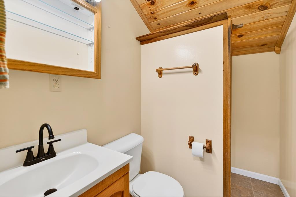 768 Woodruff Road Property Photo 32