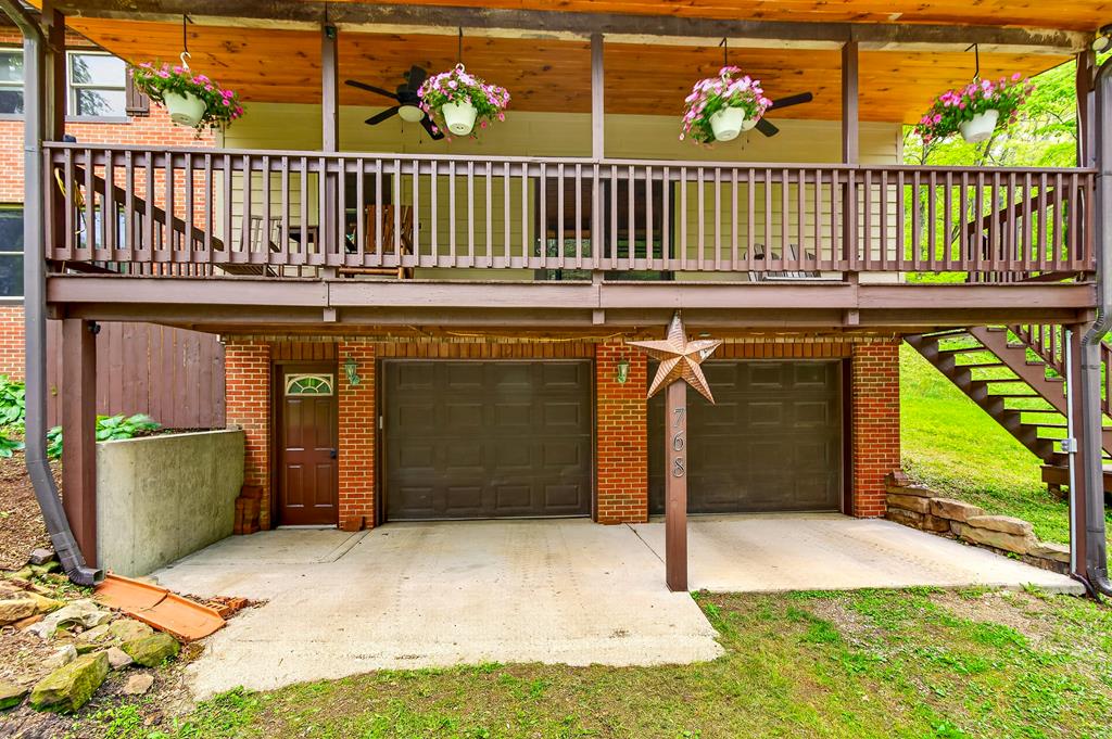 768 Woodruff Road Property Photo 40