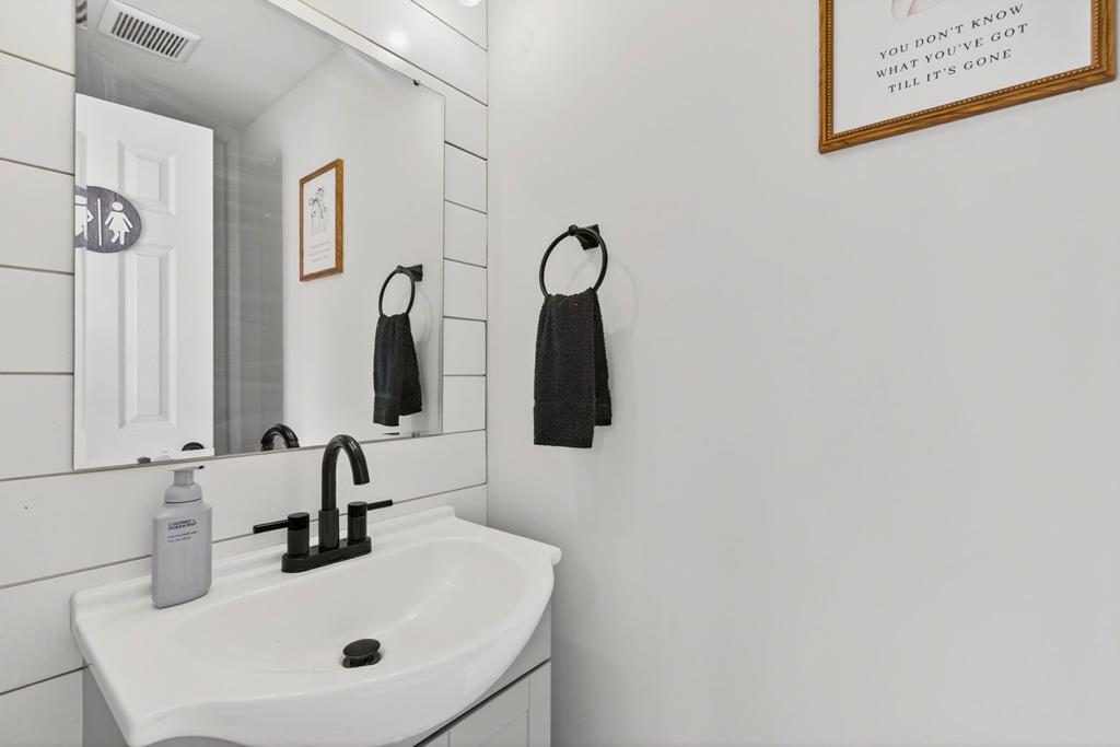 26 High Street Property Photo 33
