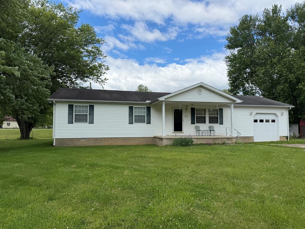 25 Lakeview Drive Property Photo 1