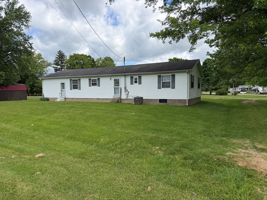 25 Lakeview Drive Property Photo 5