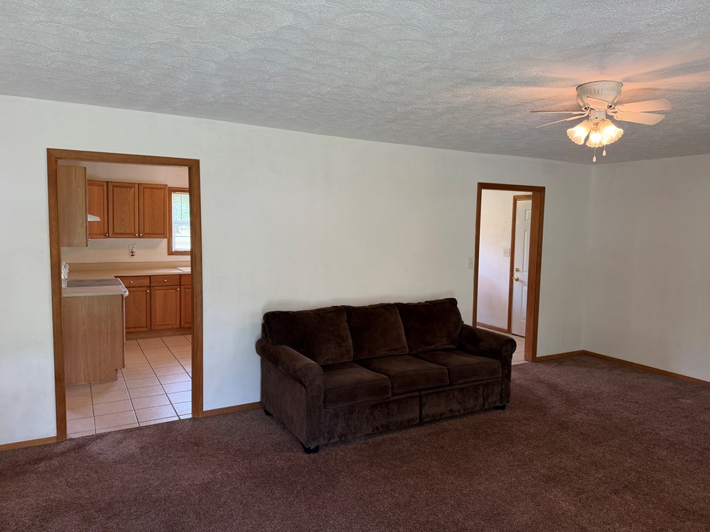 25 Lakeview Drive Property Photo 7