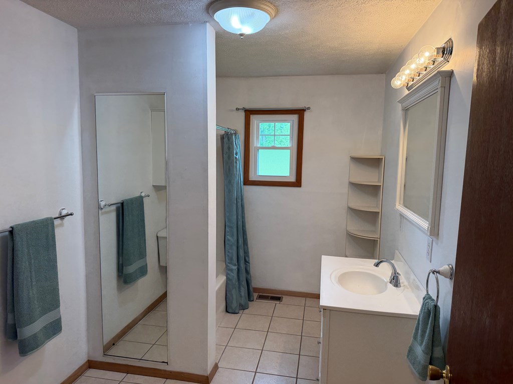 25 Lakeview Drive Property Photo 26