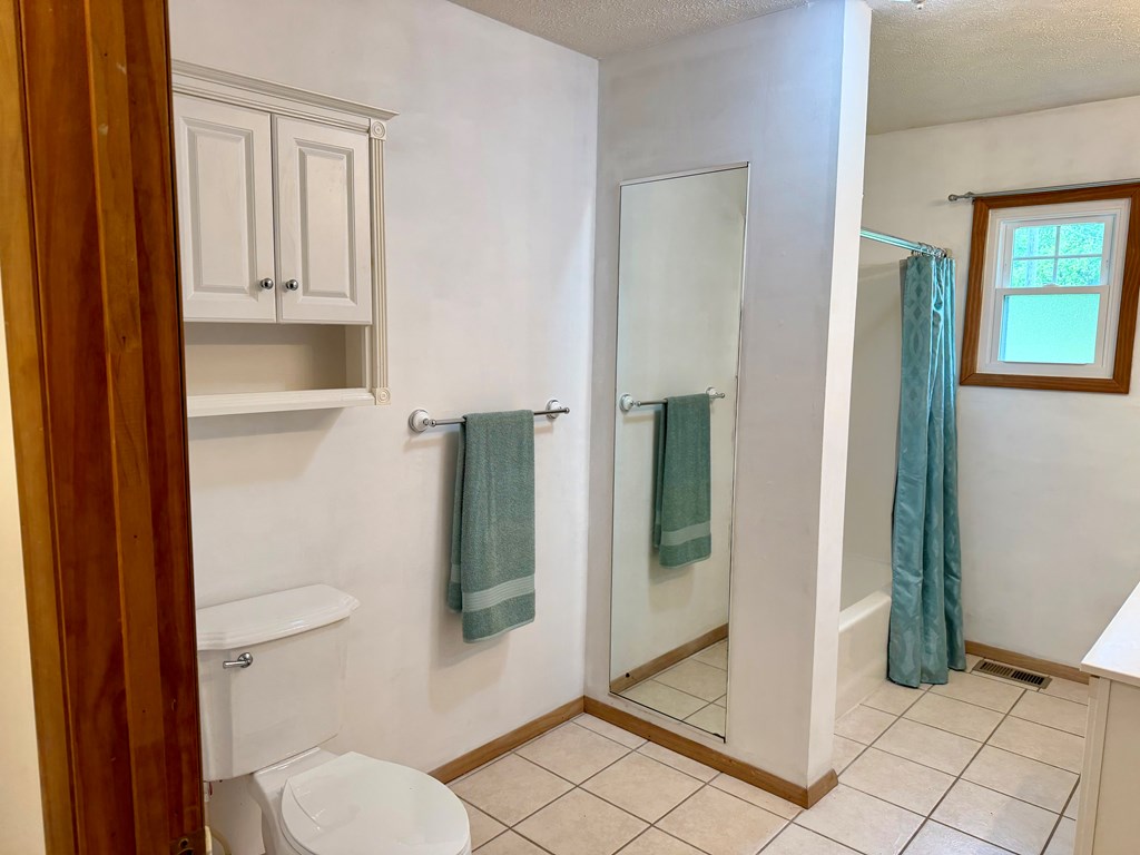 25 Lakeview Drive Property Photo 27