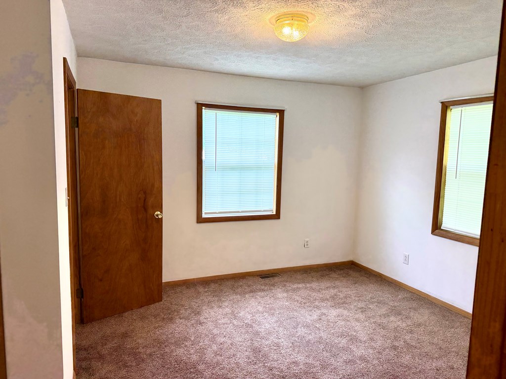 25 Lakeview Drive Property Photo 30