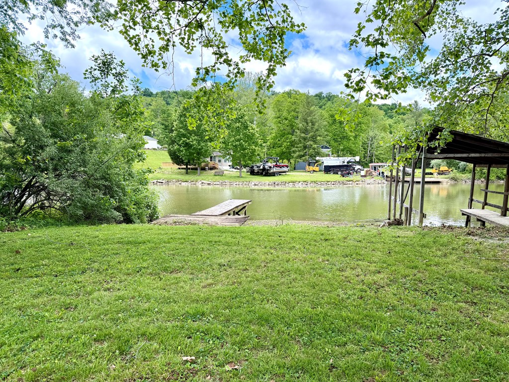 25 Lakeview Drive Property Photo 42